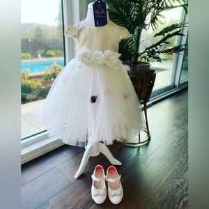 Ivory flower 🌷 dress